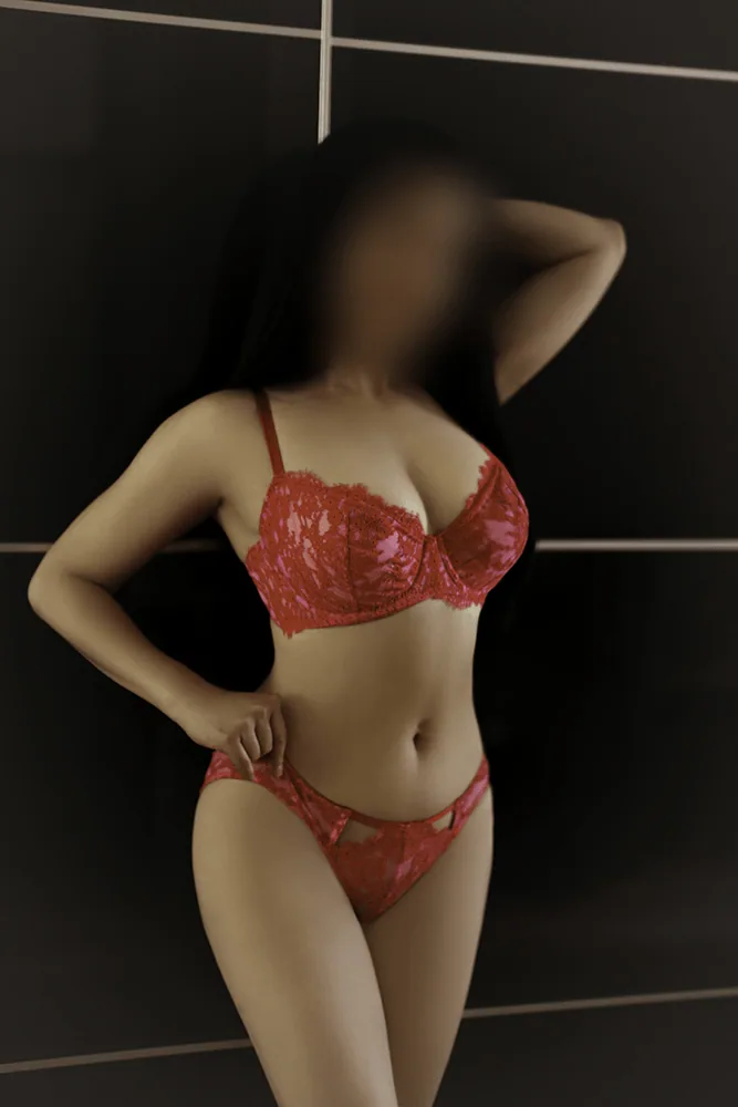 Clementine, French massage therapist in Oud-Zuid, Schiphol · photo 3